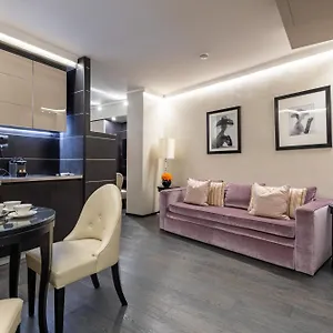 Ponte Vecchio Suites&spa Florence